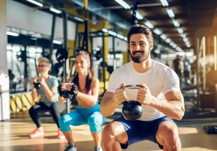 Trening fitness co to? Odkryj metody i korzyści dla zdrowia