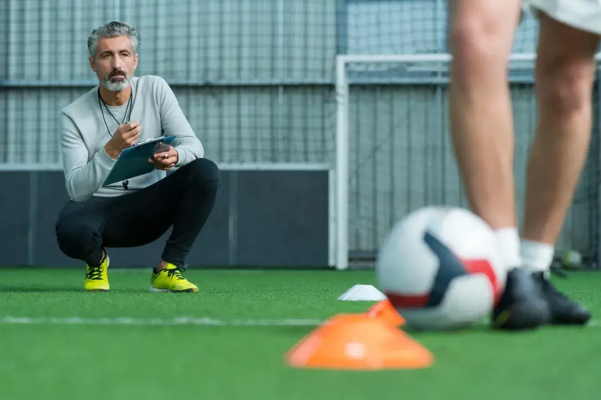 Zdjęcie Jak przeprowadzić trening piłkarski, aby uniknąć najczęstszych błędów